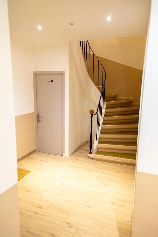 Le Casa-blanca Magnifique Appartement chic&cosy Collobrières 0*,  France